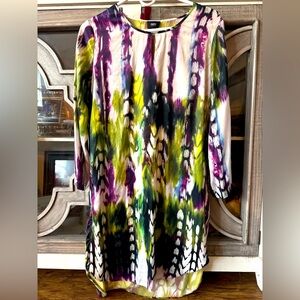 Multi—colored 3/4 sleeve dress